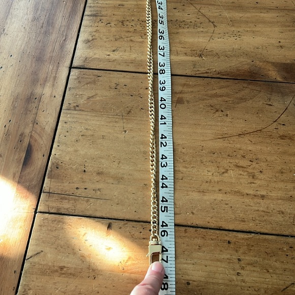 Michael Kors Resin envelope clutch - Picture 8 of 15